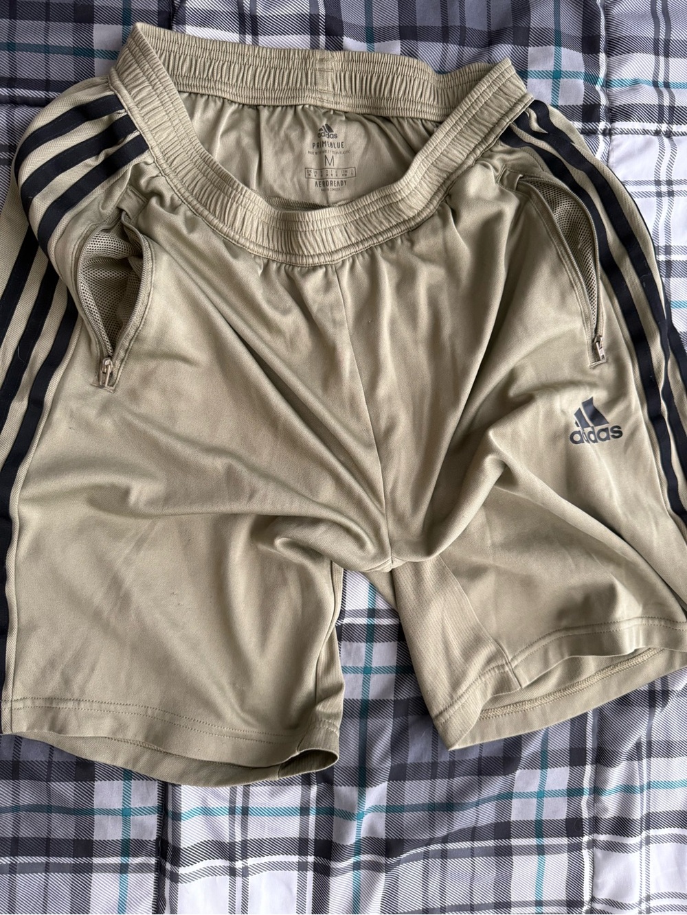 adidas AEROREADY Primeblue Training Shorts | Men’s Medium | Khaki | Zip Pockets
